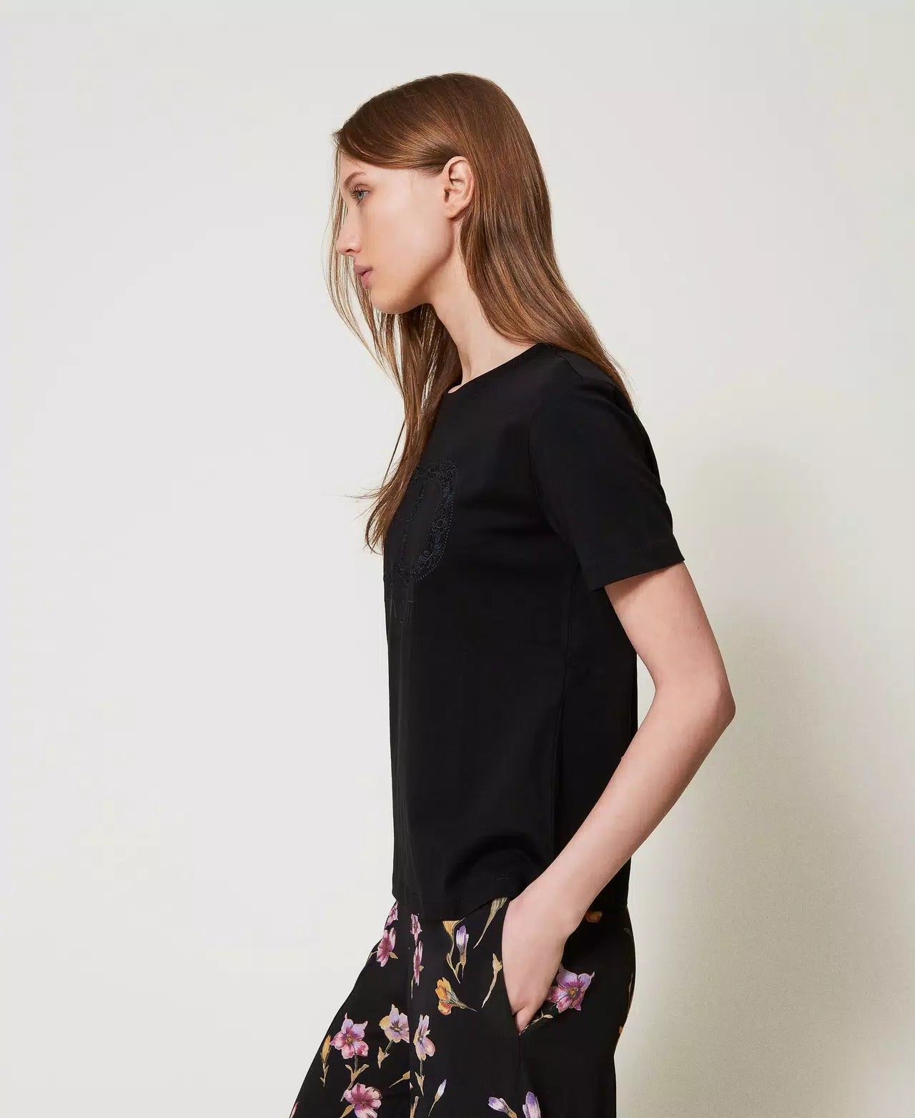 Twinset T-shirt donna con Oval T ricamato 251TP2072