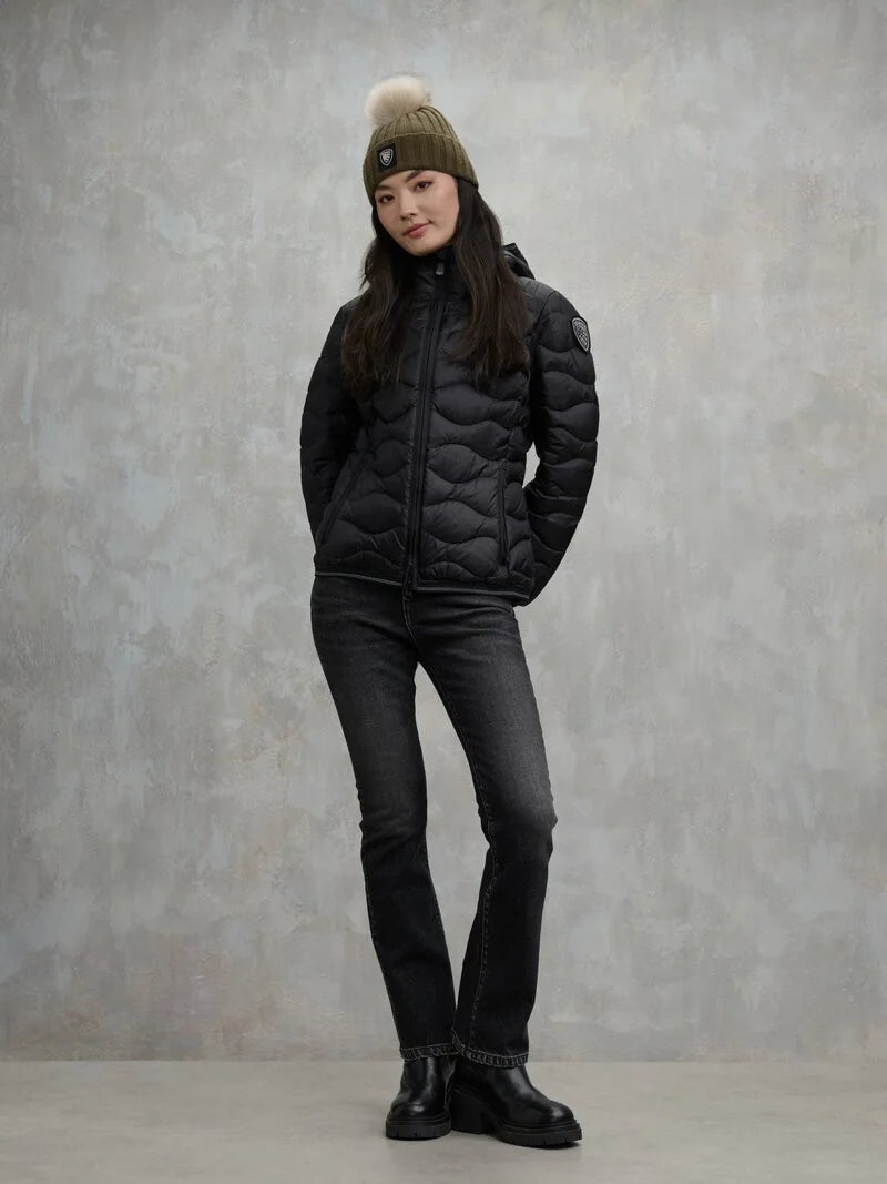 Blauer giubbino donna ad onde Camelia
25WBLDC03095-006047 999EI