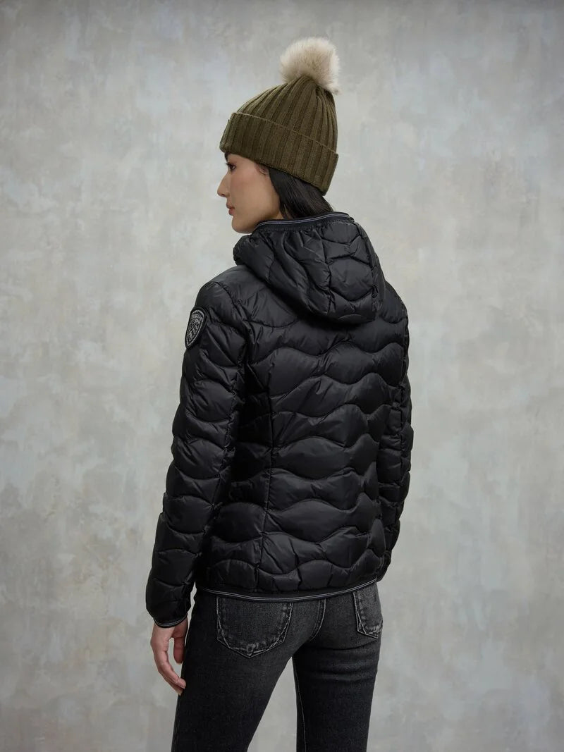 Blauer giubbino donna ad onde Camelia
25WBLDC03095-006047 999EI