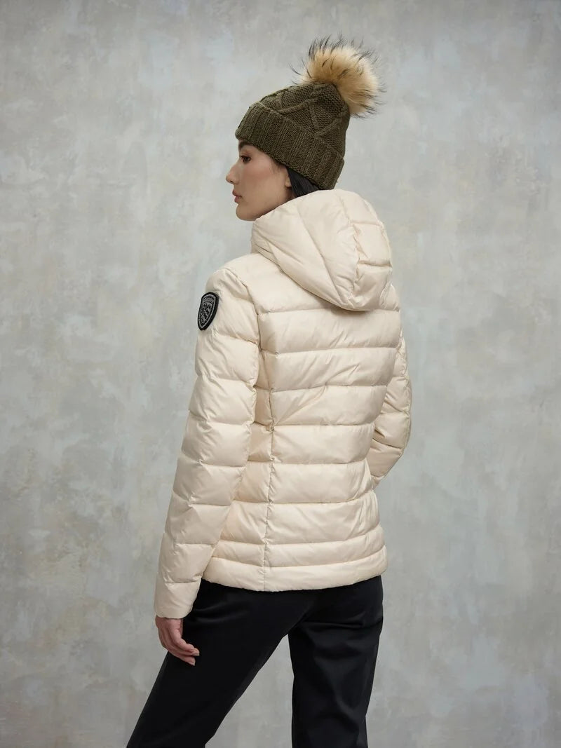 Blauer Piumino donna Charme sfiancato in nylon lucido con cappuccio fisso