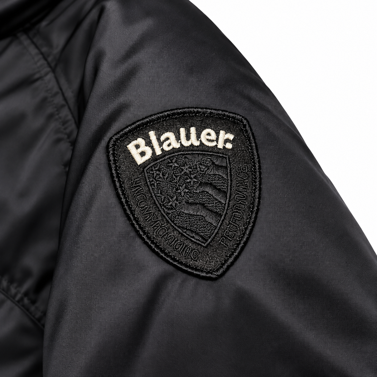 Blauer Giubbino donna imbottito ovatta mod. Jessey 26WBLDC02231-07720-999 - immagine 4