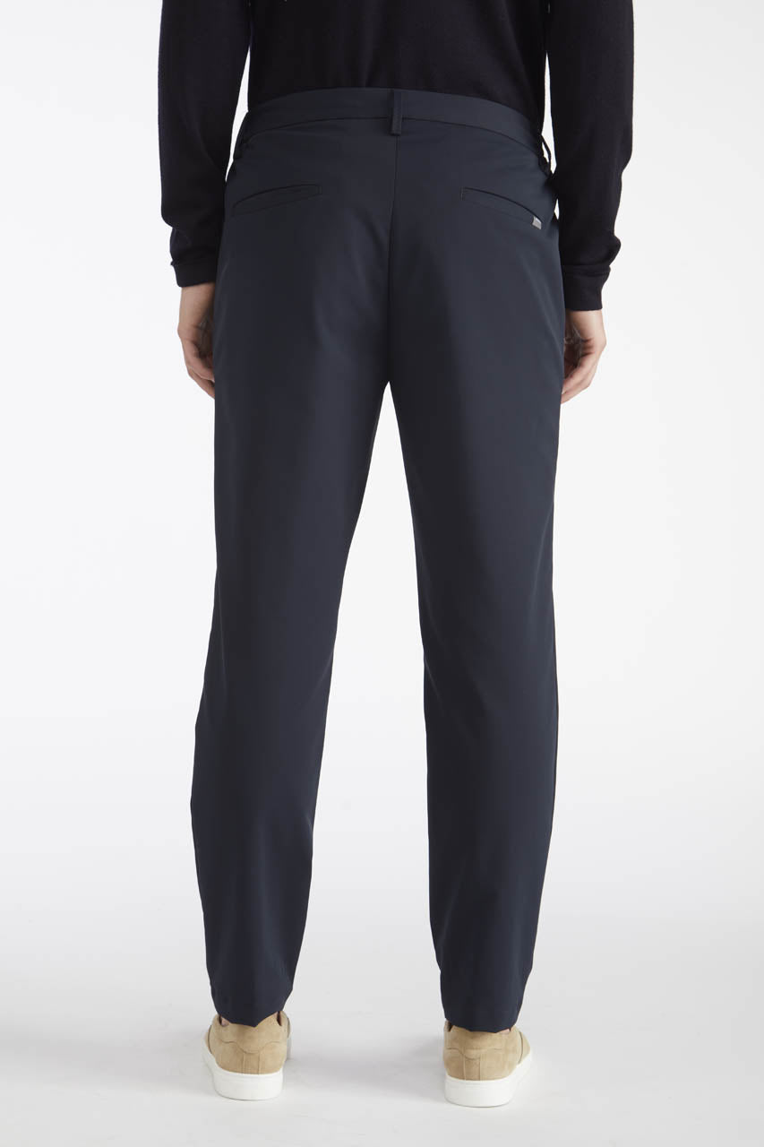 AT.P.CO Pantalone uomo Berlino in tessuto tecnico con coulisse e pinces