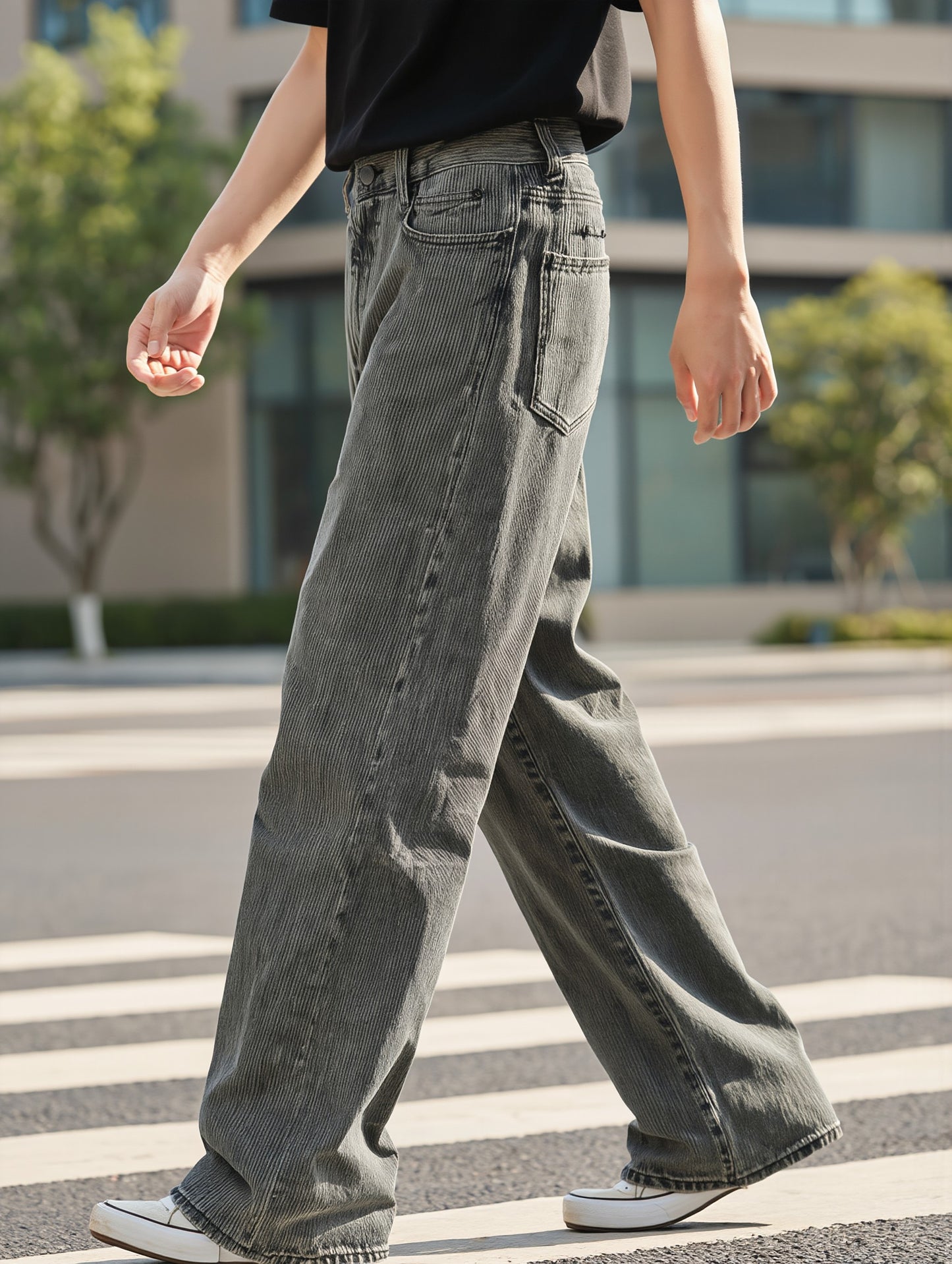 levis 568 loose straight jeans uomo come veste sulla scarpa