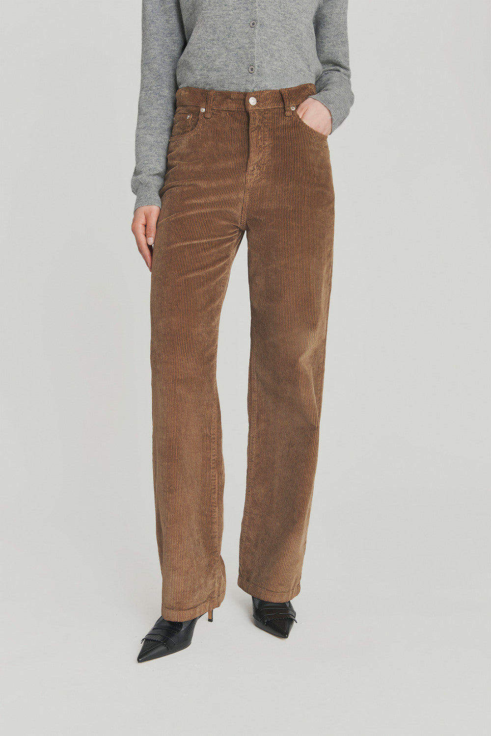 Pantalone donna Roy Roger’s Marta in velluto a coste brown sugar flare fit vita media davanti