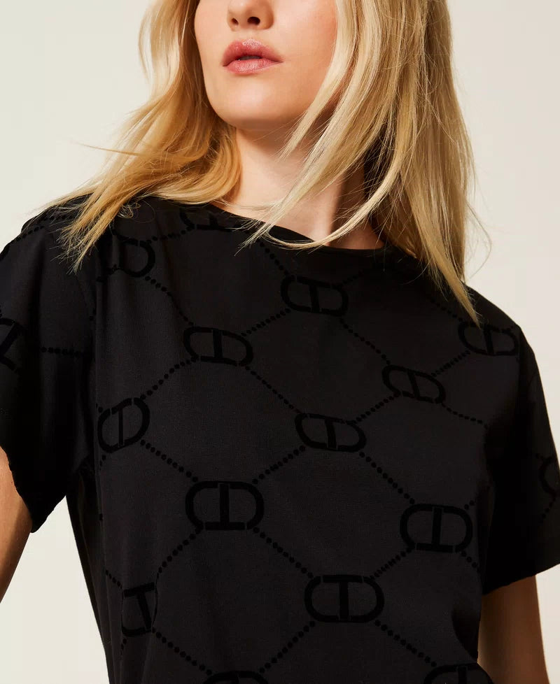 T-shirt Twinset donna nera con stampa flock Oval T su fronte e maniche dettaglio