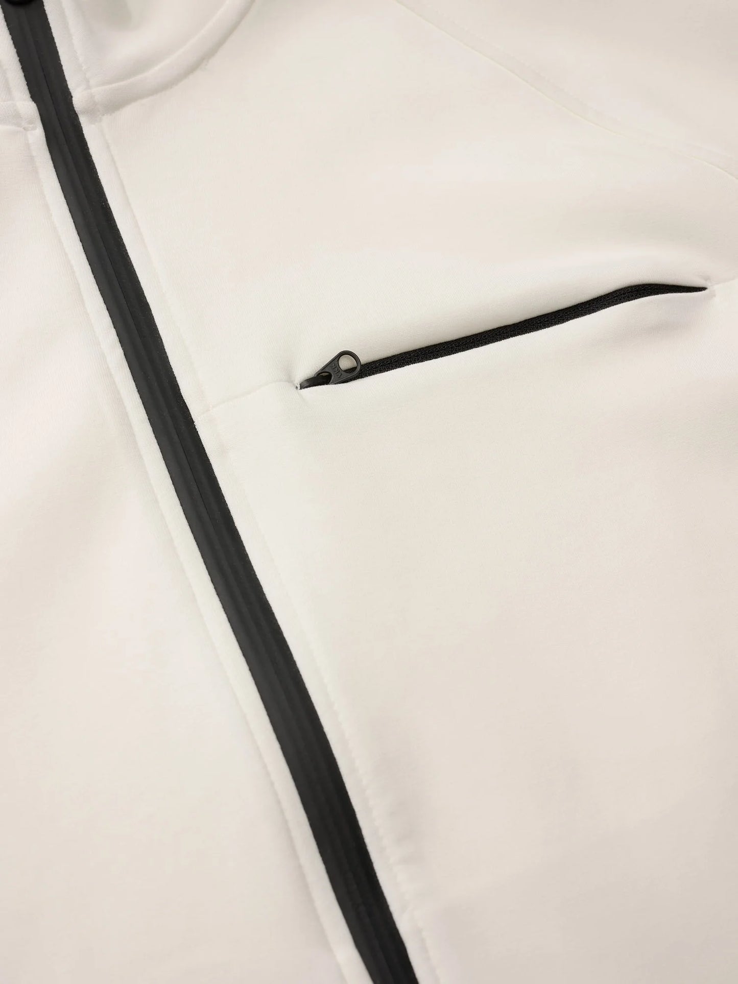 Patch logo riflettente su felpa Blauer