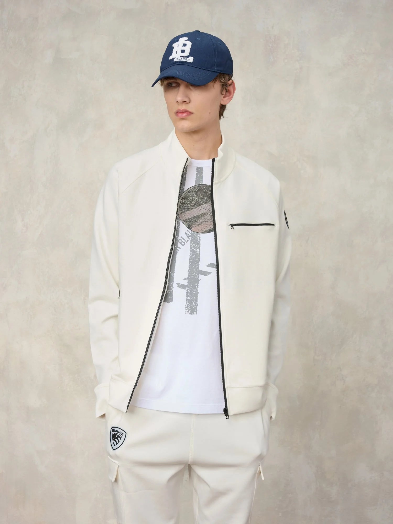 Felpa Blauer uomo bianca con zip vista frontale