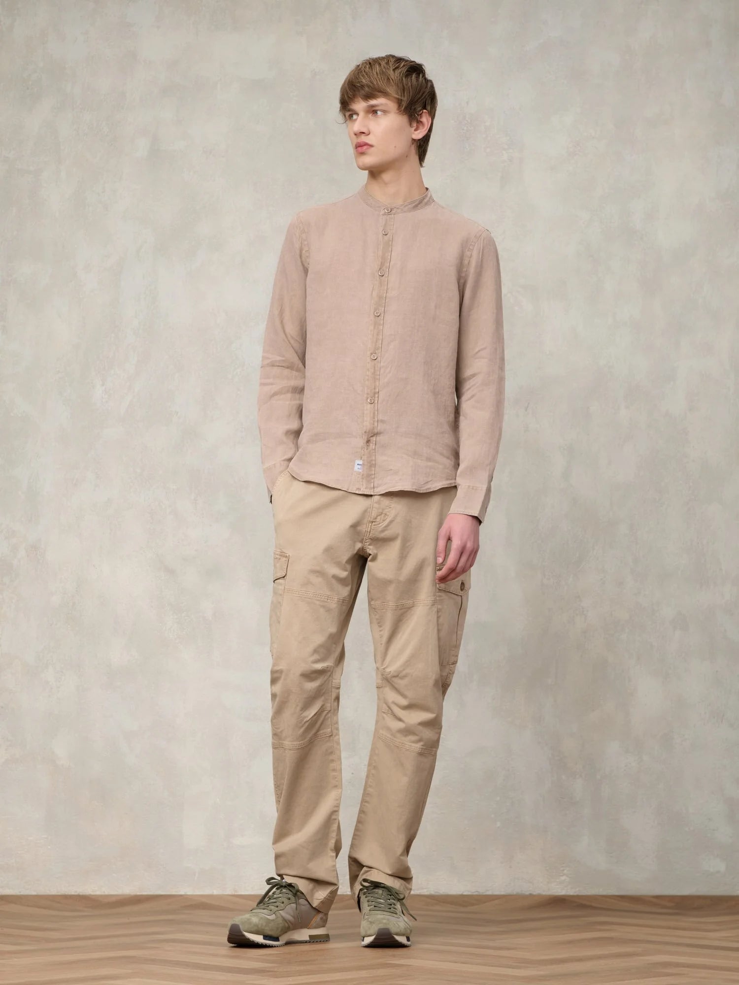 Camicia estiva Blauer manica indossata