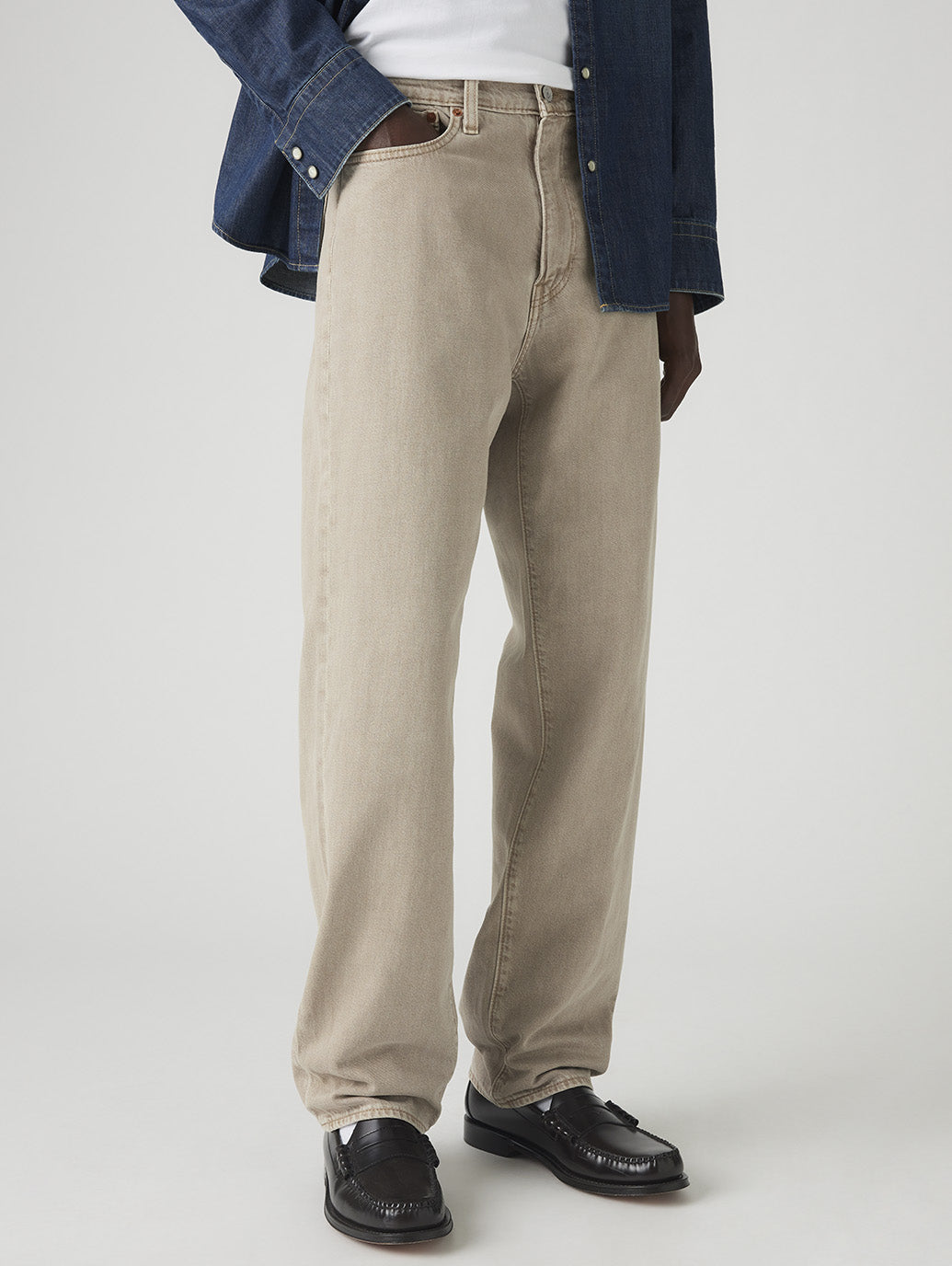 LEVI'S 568™ jeans uomo Dritti Larghi Linen+ Denim indossati, vista frontale
