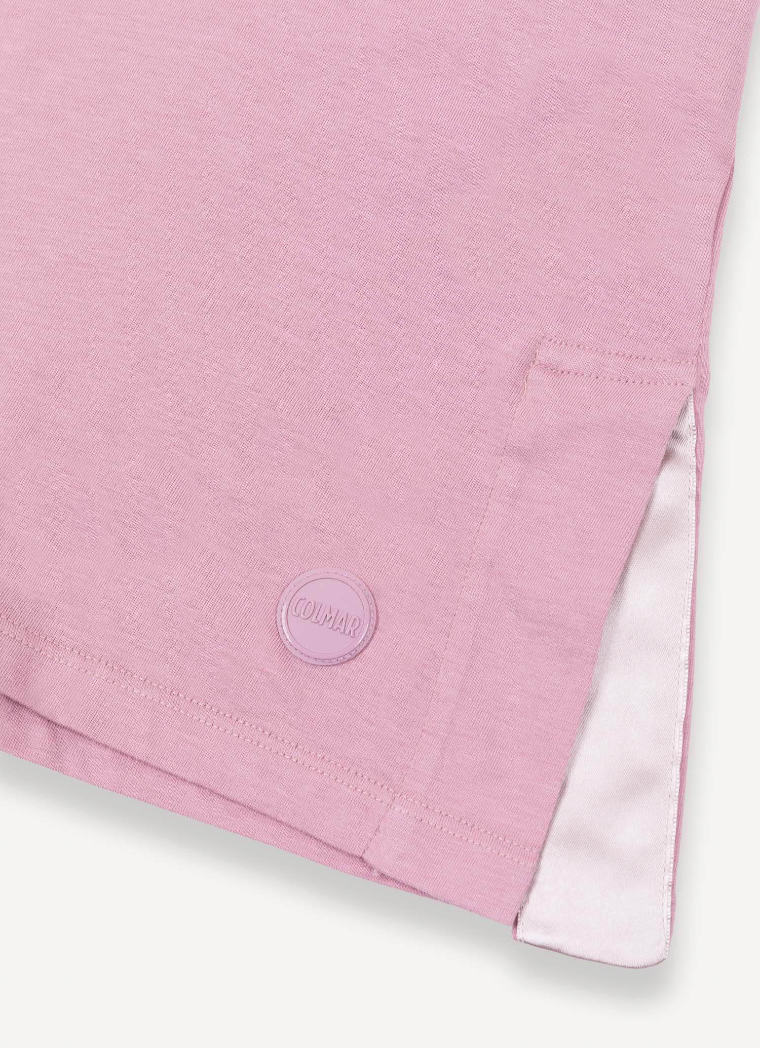 dettaglio spacchetti laterali con nastro raso