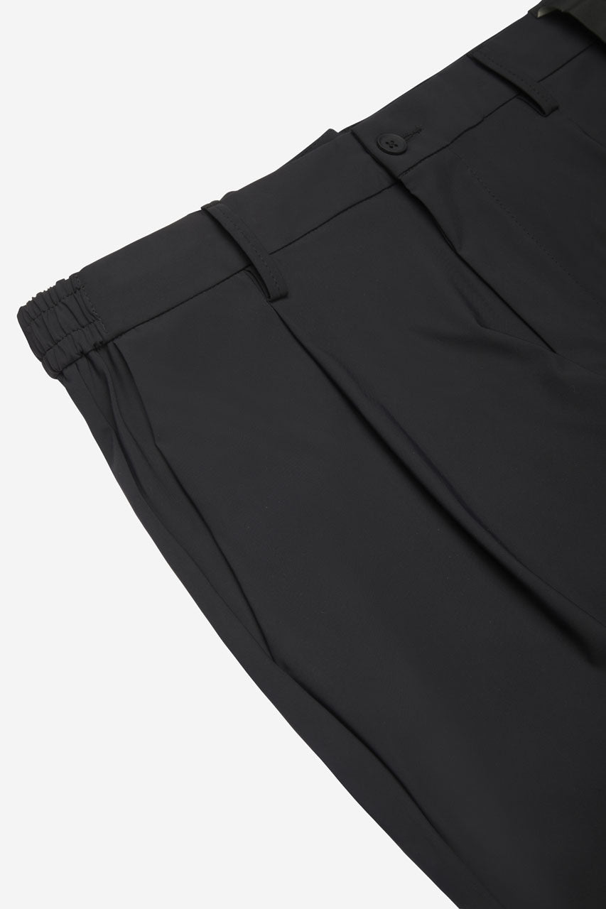 Dettaglio pinces frontali pantalone ATPCO