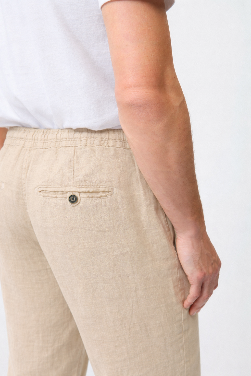 pantalone Roy Roger’s Portofino lino sand indossato
