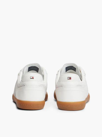 Tommy Hilfiger scarpe donna Sneakers TH Tribeca in pelle con monogrammi TH in rilievo FW0FW09691YBL - immagine 5