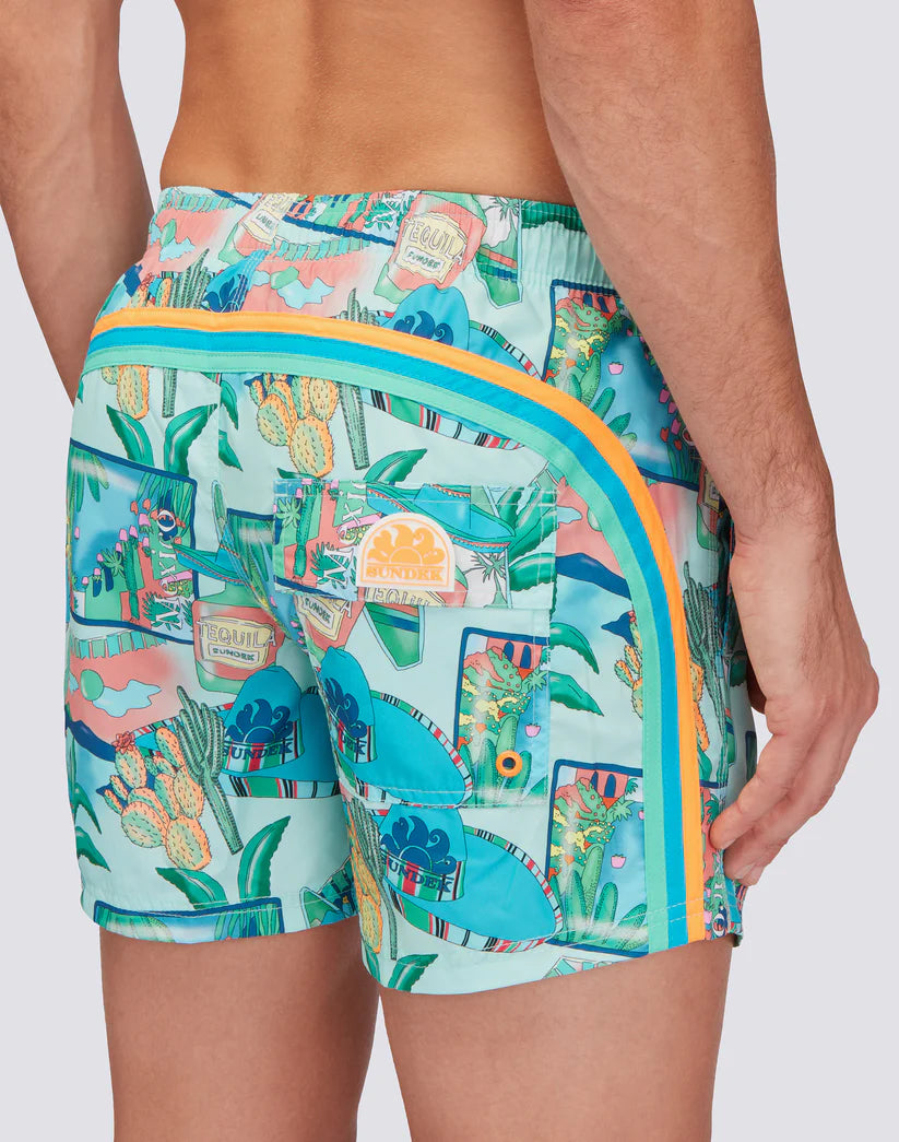 Sundek Costume uomo corto con vita elasticata Repreve con stampa greetings from Mexico