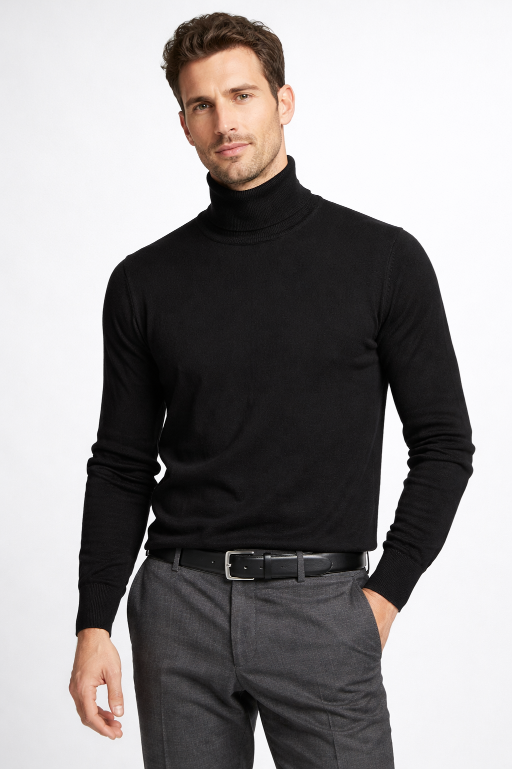 Maglia dolcevita uomo nera in lana Merino PRIVATI FIRENZE indossata vista frontale