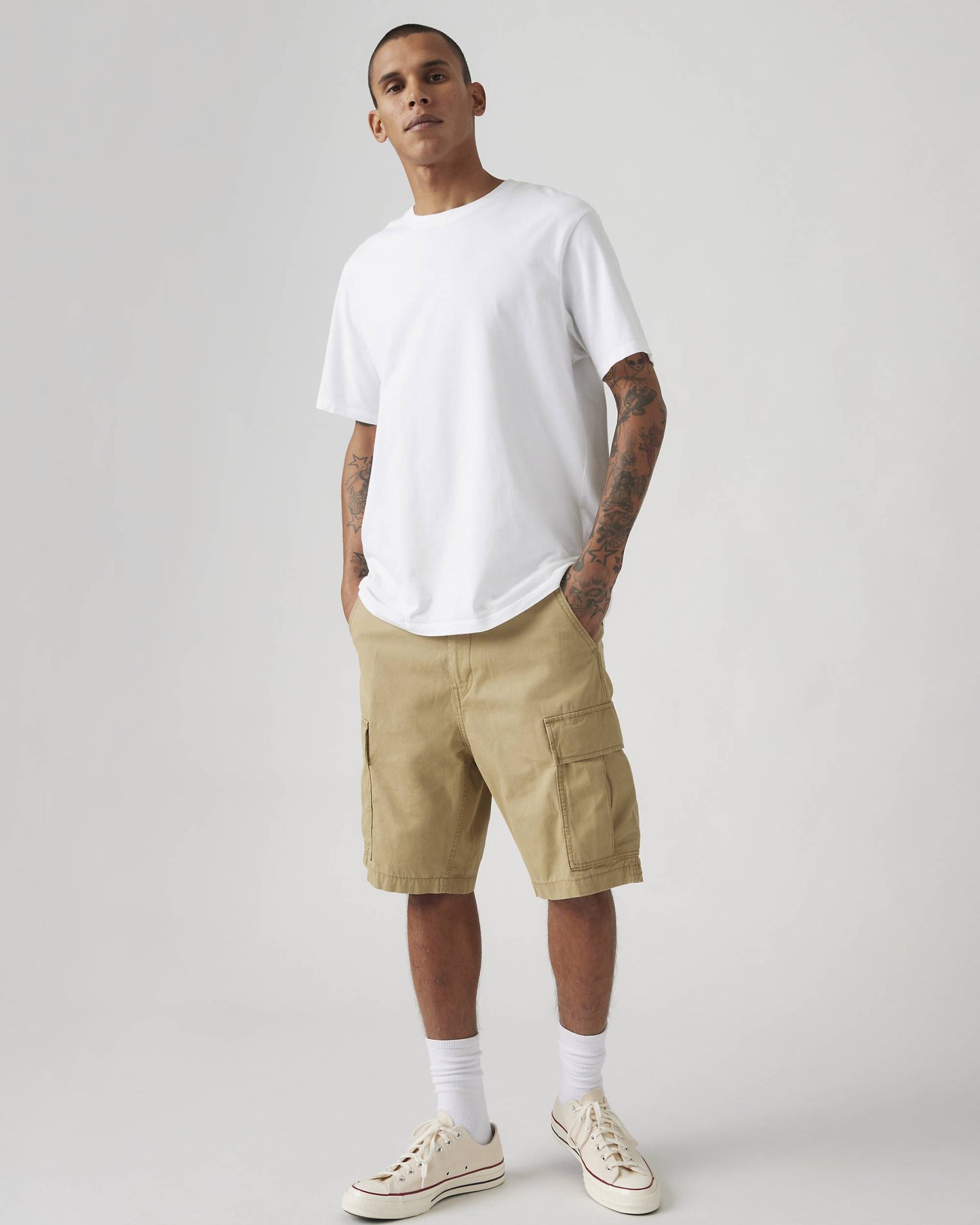 Men's Levi's Carrier lightweight beige canvas cargo shorts