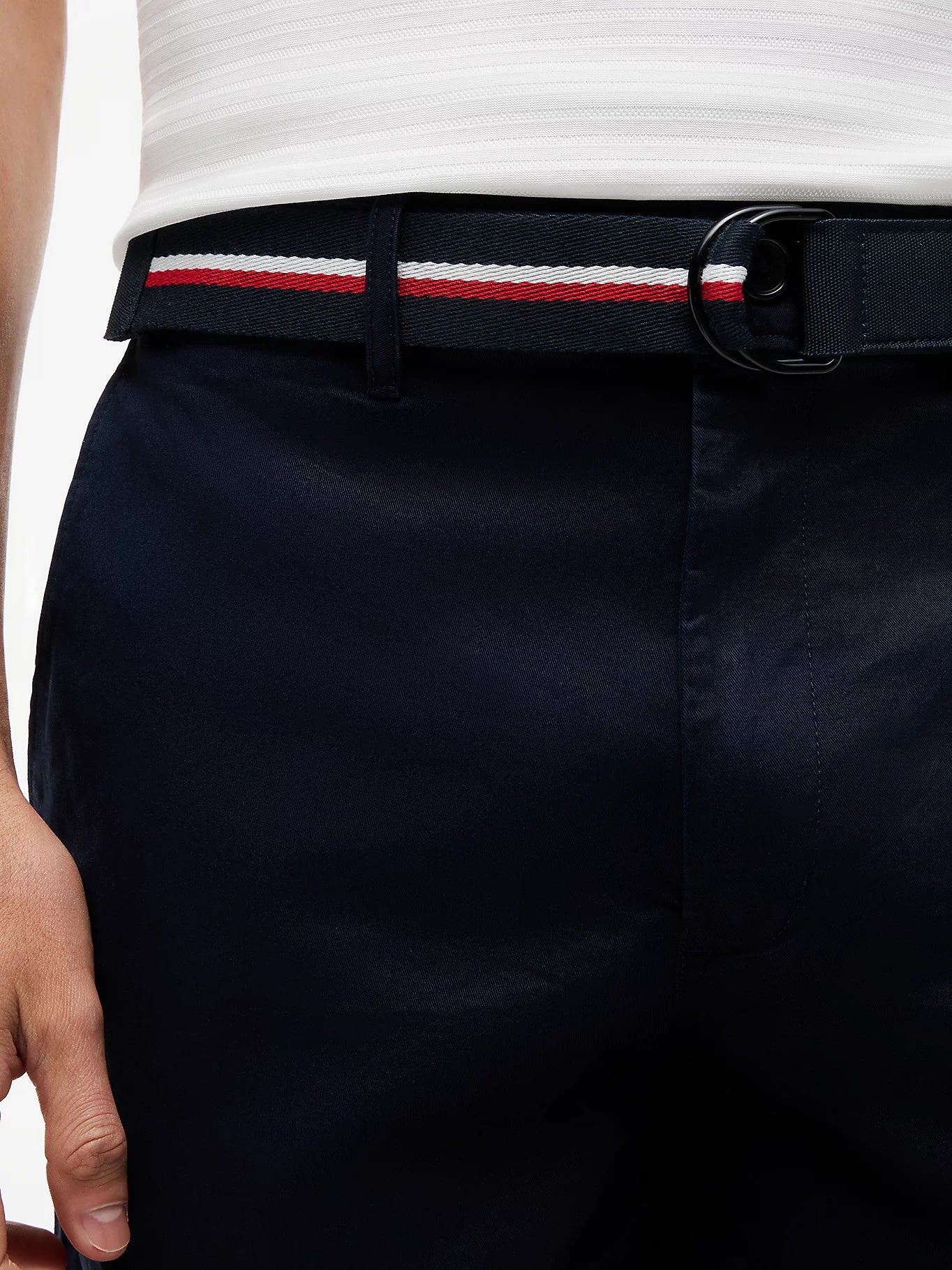Men's Tommy Hilfiger Chino Denton Bermuda Shorts Blue with Belt Inseam 24 cm MW0MW42349DW5