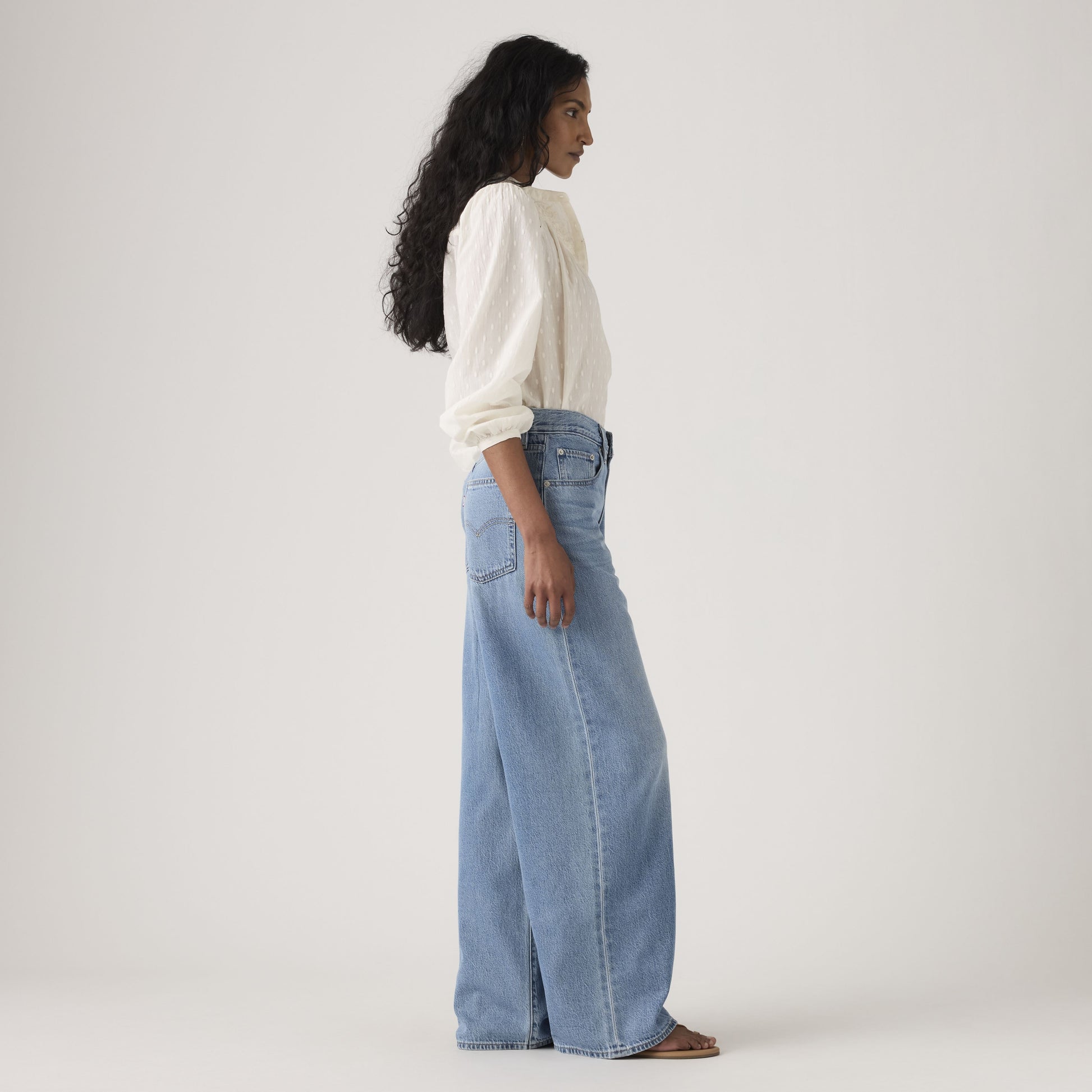 jeans Levi’s oversize donna gamba dritta ampia laterale
