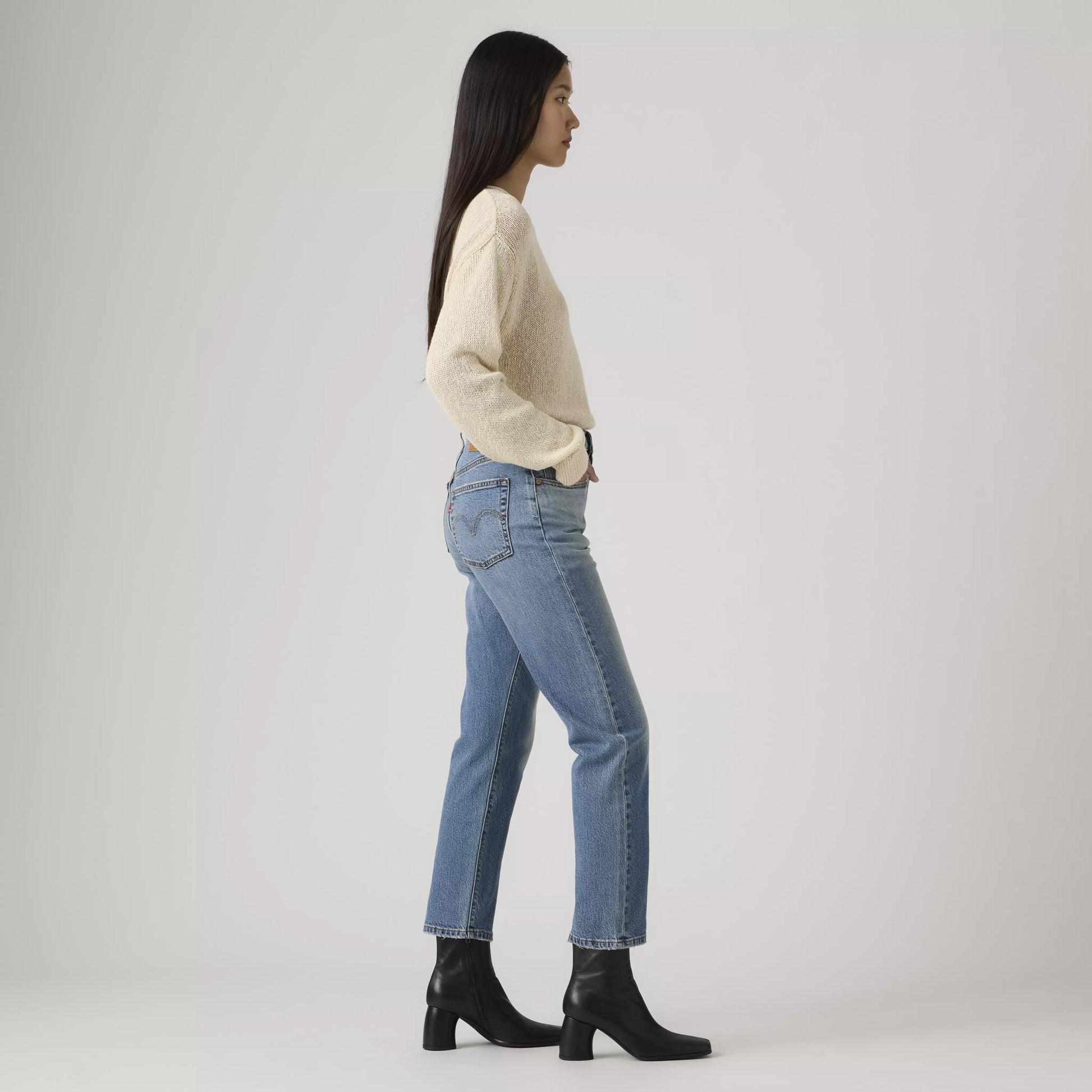 Levi’s 501 Crop donna indossato outfit
