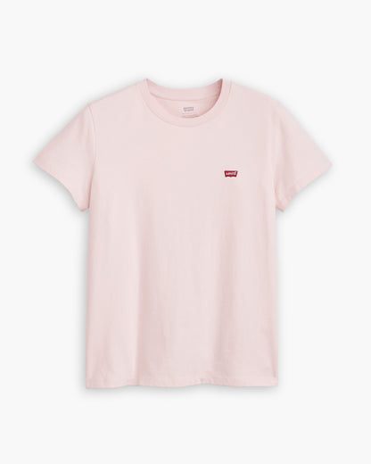 Dettaglio logo Levi’s su T-shirt rosa