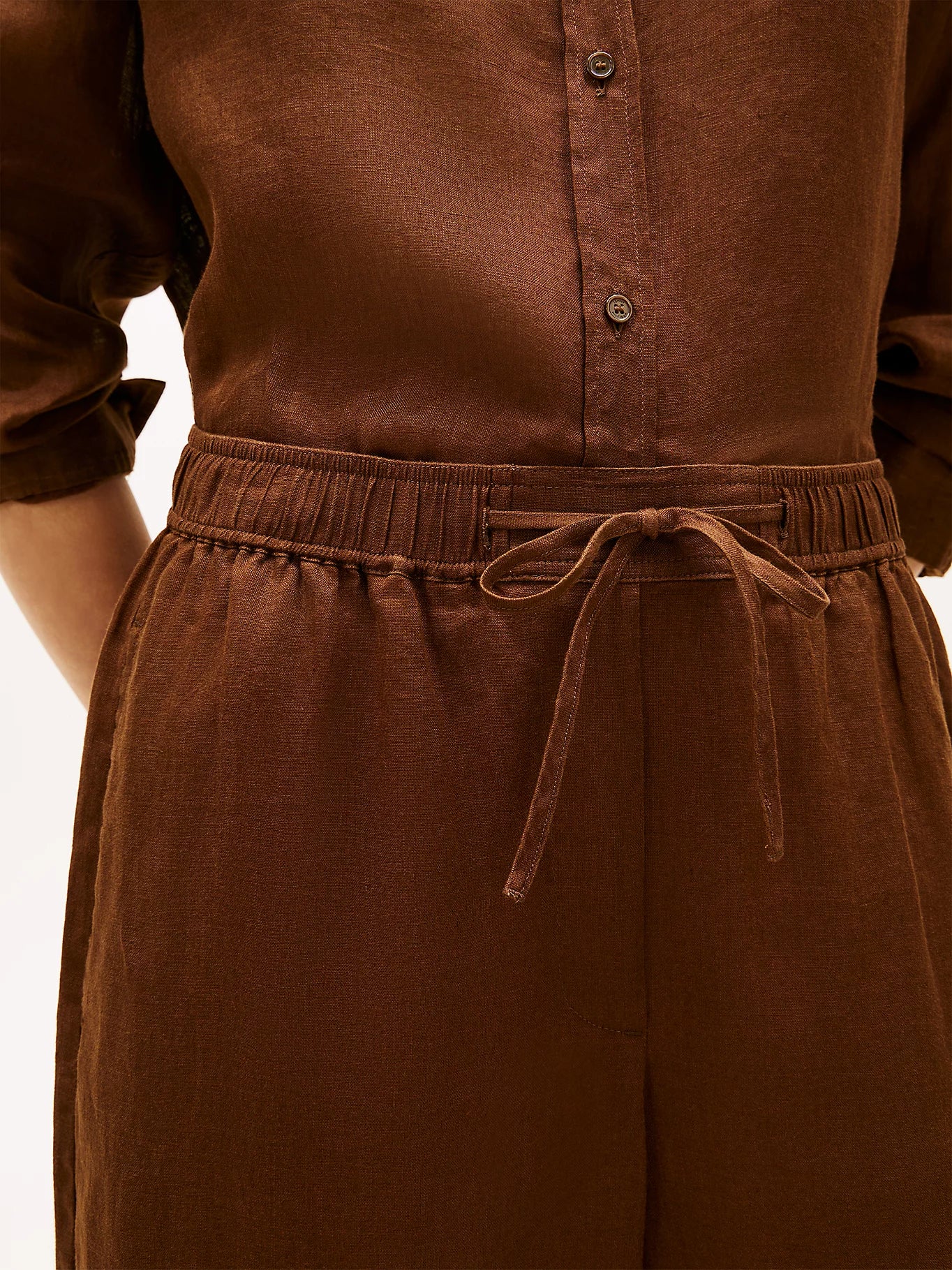 Tommy Hilfiger women's relaxed fit wide linen trousers brown WW0WW48970GV0