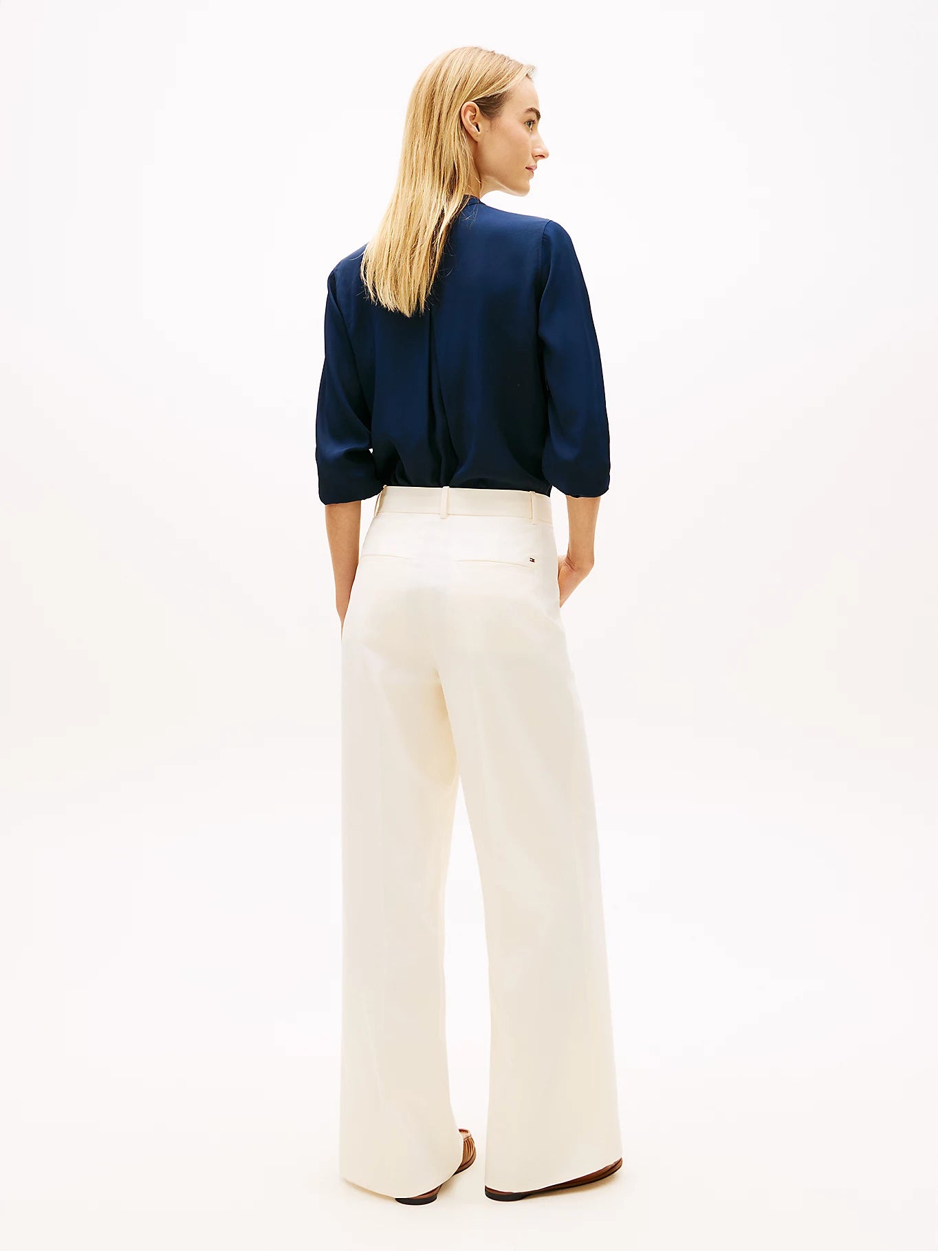 Pantalone donna Tommy Hilfiger chino ampio bianco con bottoni dorati WW0WW49002AEF