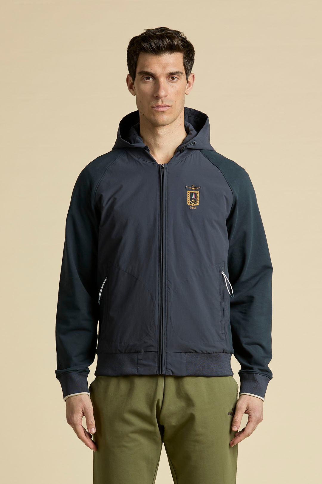 Giubbino uomo Aeronautica Militare blu navy con cappuccio
