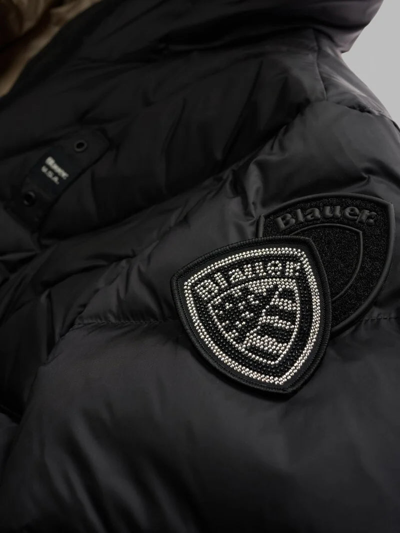 Giubbino donna lungo Blauer Althea trapuntato con cappuccio e pelliccia nero dettaglio