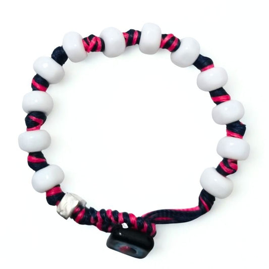 Braccialetto Aua Genova con cordoncino cerato, vetro lavorato a lume e chiusura in argento 925 fronte