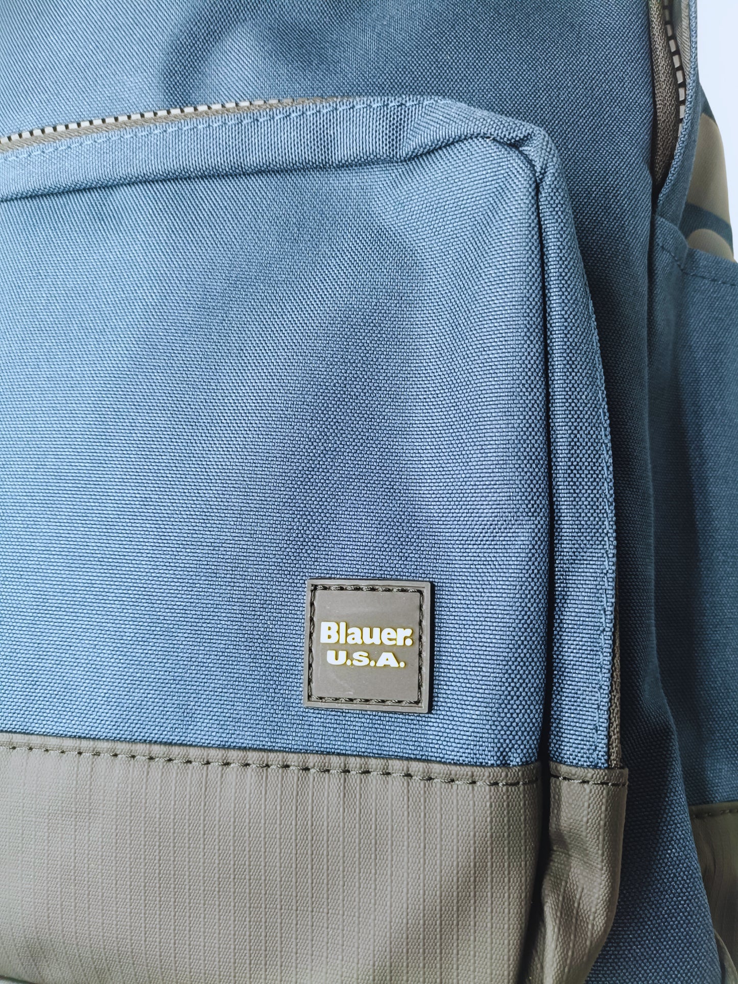 dettaglio tessuto cordura navy Blauer