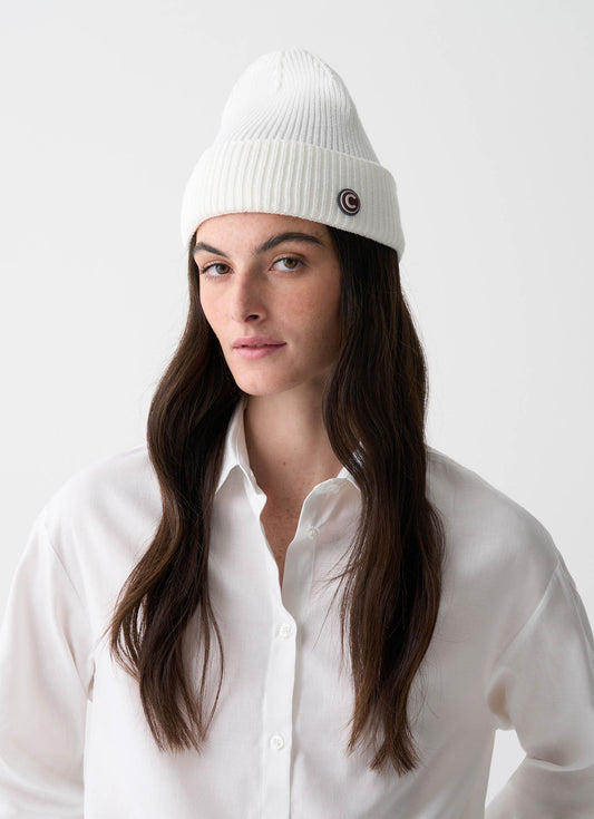 Cappello unisex Colmar bianco effetto ciniglia con risvolto e logo laterale
