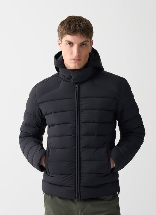 Piumino uomo Colmar nero con pettorina staccabile, cappuccio e imbottitura in piuma naturale