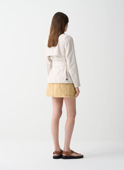 Trench corto donna Colmar in softshell impermeabile con cintura regolabile e vestibilità sciancrata dietro