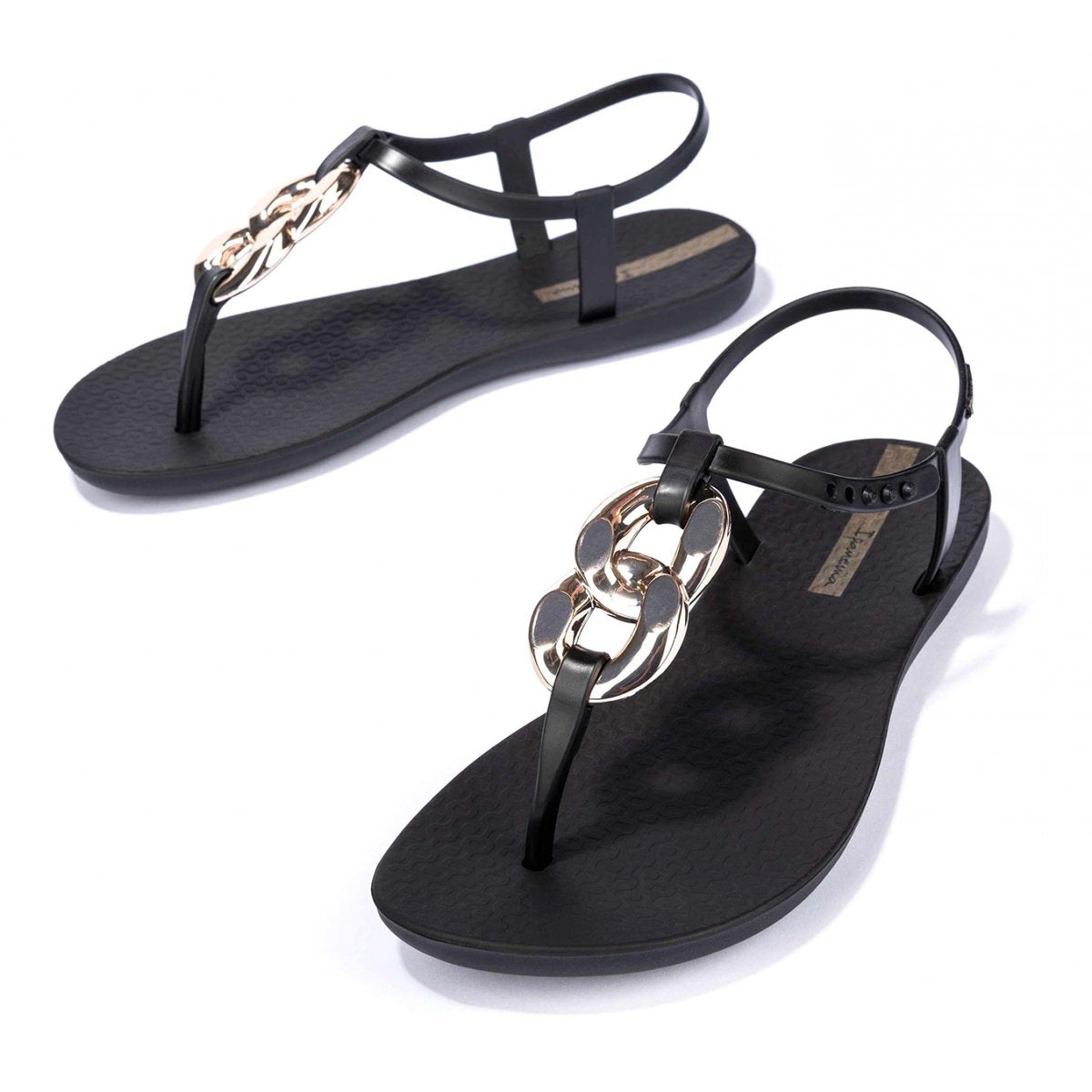 Sandali Ipanema Class Connect II donna Black Gold con catena dorata e suola ispirata a Ipanema lato